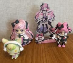 アイドルプリキュア　キュアキッス　アクリルスタンド　フィギュア