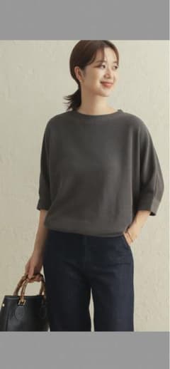 アーバンリサーチ ドアーズ  タックフライスワイドTシャツ　チャコールのサムネイル
