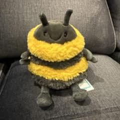 Albee Bee boy アルビー蜂　ジェリーキャット　ぬいぐるみ JELLYCAT ぬいぐるみ Albee Bee アルビー蜂 ジェリーキャット - メルカリ