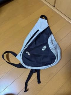 00s Nike メッセンジャーバッグ 黒/グレーのサムネイル