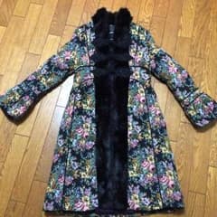 OZZ ONESTEの織り柄コートのサムネイル
