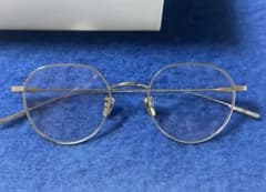 中古 GENTLE MONSTER Yona 031 titaniumのサムネイル