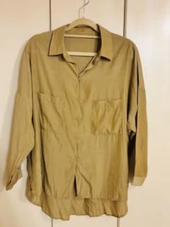 URBAN RESEARCH 長袖シャツ ベージュ フリーサイズのサムネイル