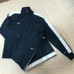 ナイキ 上下セット Sサイズのサムネイル