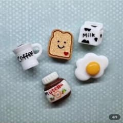 朝食マグネット　パン　目玉焼き　ミルク ヌテラ　コーヒーの5個セットのサムネイル