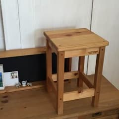 ハンドメイド スクエアスツール【高さ43㎝】 アンティークパイン仕上げのサムネイル