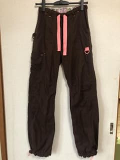 KAI ブラウン カーゴパンツ ピンクアクセントのサムネイル