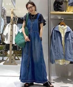 本日限定値下げ✩niko and... デニムジャンパースカート　misayoのサムネイル