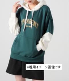 新品✨フード付き重ね着風パーカーのサムネイル