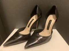 2度着用　ZARA パンプス 美脚ヒール　黒 ブラックのサムネイル