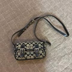 【お値下げ！】コーチ　ショルダーバックのサムネイル