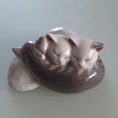 ロイヤルコペンハーゲン イヤーフィギュリン 3匹の眠り猫 - メルカリ