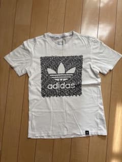 Tシャツのサムネイル