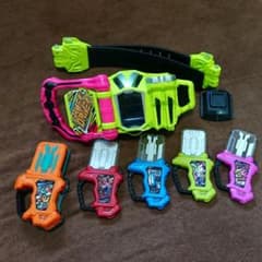 仮面ライダー エグゼイド ベルトセットのサムネイル
