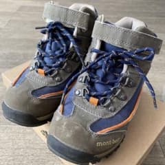 ベル様交渉中 montbell モンベル 登山靴 21.0のサムネイル