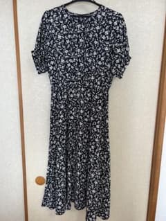 ehkä söpö 花柄 半袖ワンピース Fサイズのサムネイル