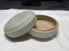 古陶磁 香合 彫文様 陶芸 中国明時代 茶道具 骨董品古美術品 古陶磁 香合 彫文様 陶芸 中国明時代 茶道具 骨董品古美術品 - メルカリ