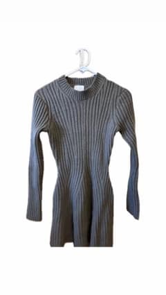 H&M リブニットワンピースのサムネイル