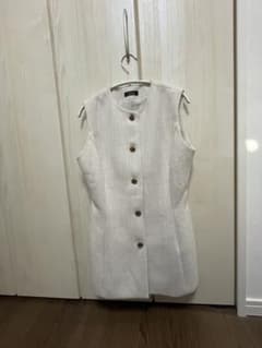 anuans アニュアンスフロントボタンペプラムトップス - メルカリ