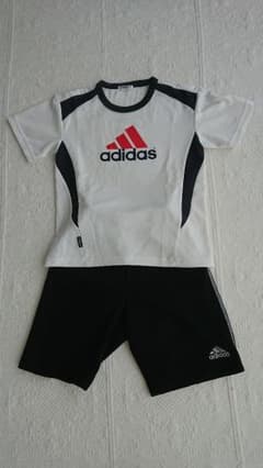 adidas  シャツ&パンツのサムネイル