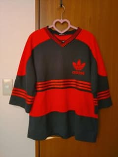 adidas アディダス オリジナルスのサムネイル
