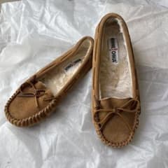 MINNETONKA ミネトンカ　モカシン ボア付きのサムネイル