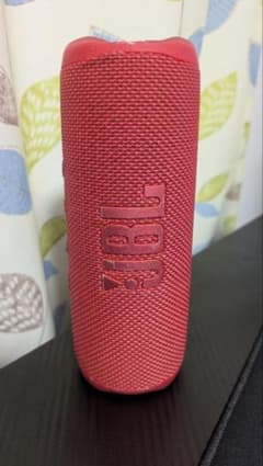 JBL FLIP6 ワイヤレススピーカー 本体 レッドのサムネイル
