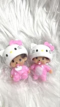 新品【韓国限定】モンチッチ　キティ　キーホルダーのサムネイル