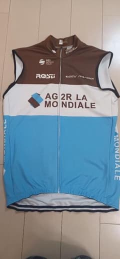 Rosti AG2R LA MONDIALE サイクルジャージ - メルカリ