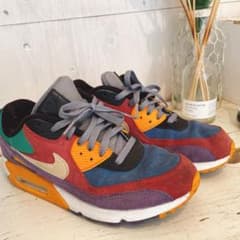 NIKE ナイキ　スニーカーのサムネイル