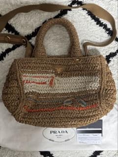 PRADA ラフィア かごバッグのサムネイル