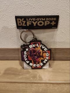B'z LIVE-GYM 2026 FYOP＋ 3Dラバーキーホルダー 黒 - メルカリ
