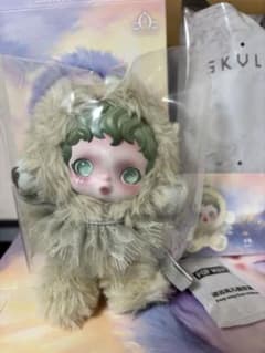SKULLPANDAぬいぐるみのサムネイル