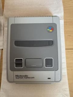 Nintendo Super Famicom 本体とコントローラーセットのサムネイル