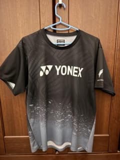 ヨネックス Tシャツ ボルトレイジ【黒】 L - メルカリ