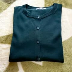 UNIQLO　カーディガンのサムネイル