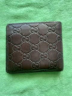 ★GUCCI グッチ　二つ折り財布★のサムネイル