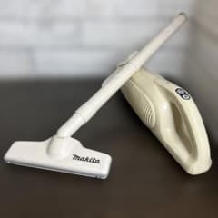 Makita スティッククリーナー 本体CL105D - メルカリ