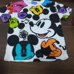 ディズニー　総柄Tシャツのサムネイル