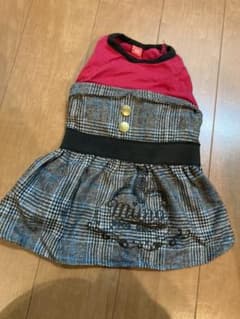 犬の洋服のサムネイル