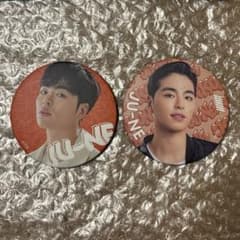 iKON JU-NE 缶バッジ 2個セットのサムネイル