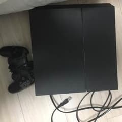 PS4 本体&コントローラーのサムネイル