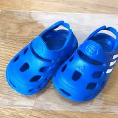 adidas サンダルのサムネイル