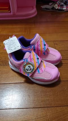 ドラミちゃん♥️新品スニーカーのサムネイル