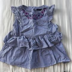 BeBe ストライプ チュニック フリル 刺繍入りのサムネイル