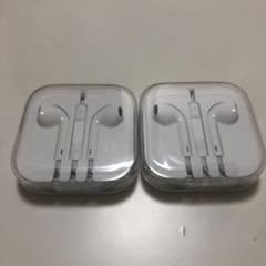 2つ iPhoneイヤホン 純正品のサムネイル