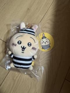 ちいかわ ぷちミニマスコット 囚人うさぎ 新品タグ付け - メルカリ