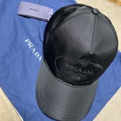 PRADA ベースボールキャップのサムネイル
