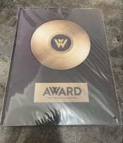 WEST. AWARD ツアーパンフレットのサムネイル