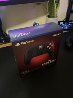 PS5 コントローラー　スパイダーマンのサムネイル